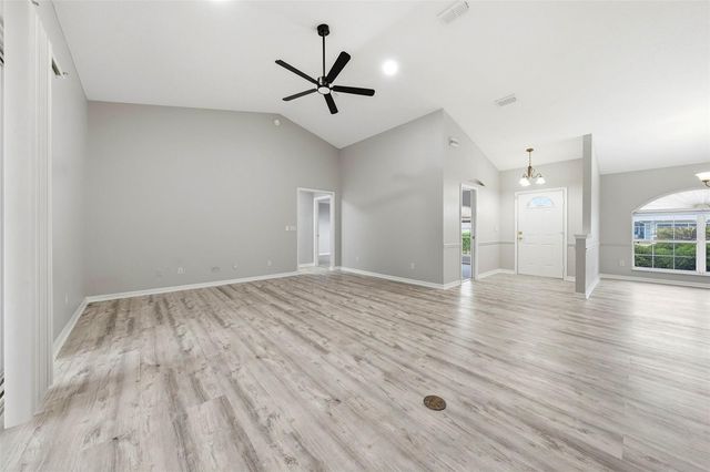 5035 NW 32 PLACE, Ocala, FL 34482