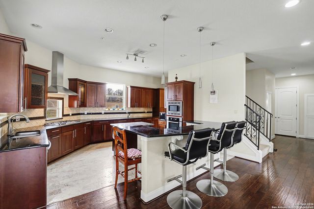 113 Abrego Mount, Floresville, TX 78114