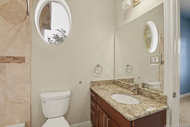 113 Abrego Mount, Floresville, TX 78114