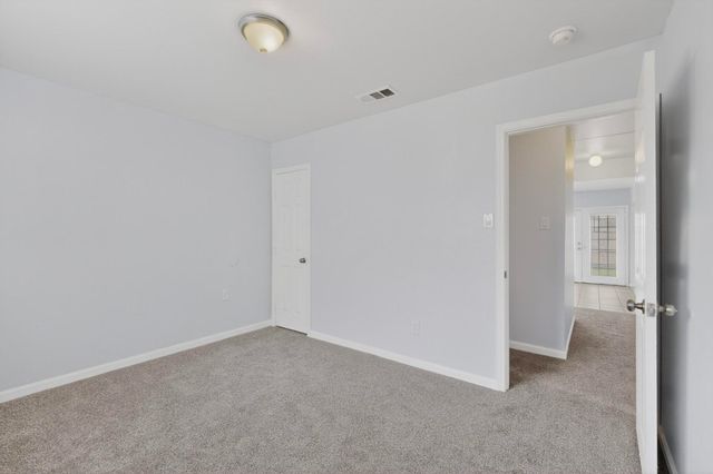 5217 Aberdean Trail, Grand Prairie, TX 75052