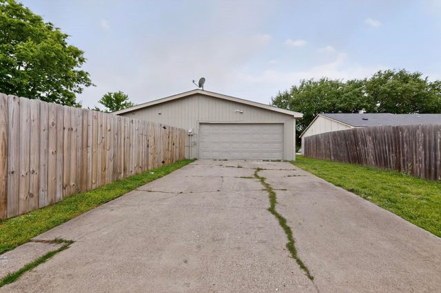 5217 Aberdean Trail, Grand Prairie, TX 75052
