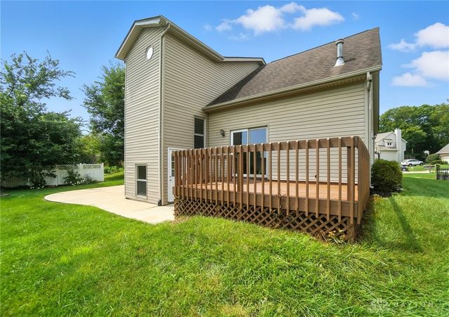 2765 Silver Maple Court, Troy, OH 45373