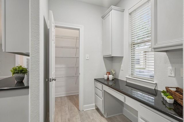 90 Panterra Way, The Woodlands, TX 77382