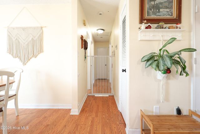 104 Crown Point Road, Hubert, NC 28539