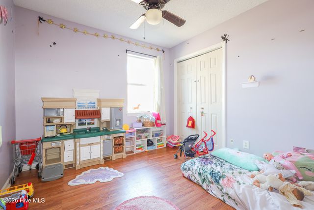 104 Crown Point Road, Hubert, NC 28539