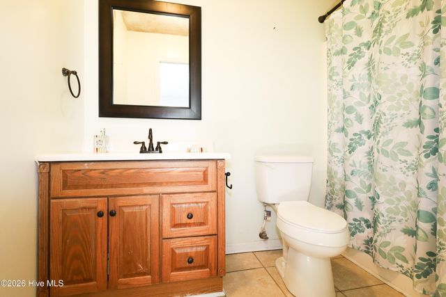 104 Crown Point Road, Hubert, NC 28539