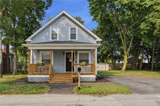 16 Bucklin Avenue, Warwick, RI 02888