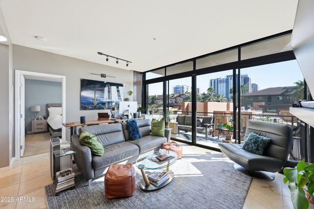 208 W PORTLAND Street 355, Phoenix, AZ 85003