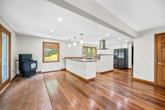 272 West Hill Road, Worcester, VT 05682