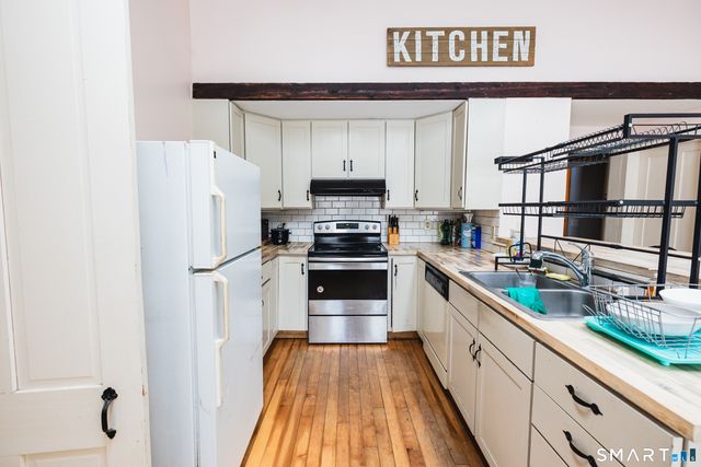 934 Storrs Road, Mansfield, CT 06268