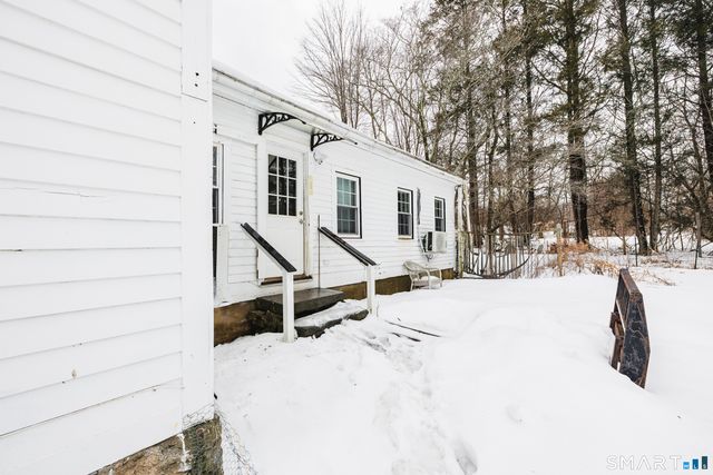 934 Storrs Road, Mansfield, CT 06268