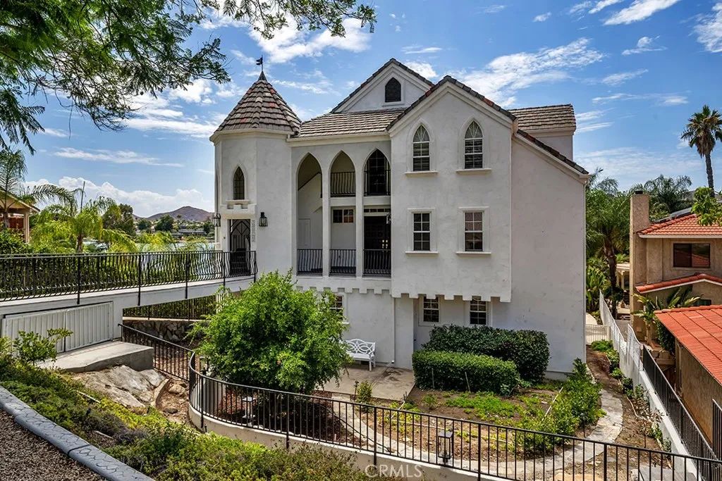 30062 Big Range, Canyon Lake, CA 92587
