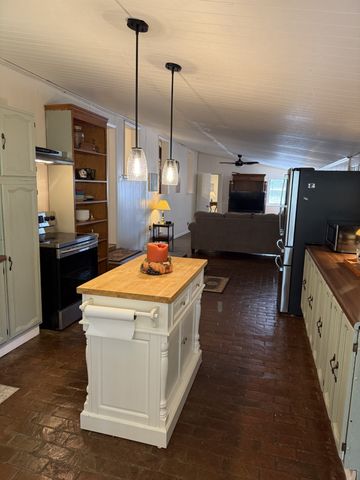 752 Florence Cir, Madison, TN 37115