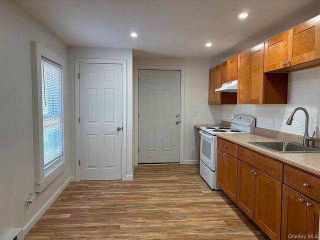 447 Route 376 Unit 2, Hopewell Junction, NY 12533