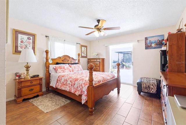 911 GASPARILLA BOULEVARD, Englewood, FL 34223