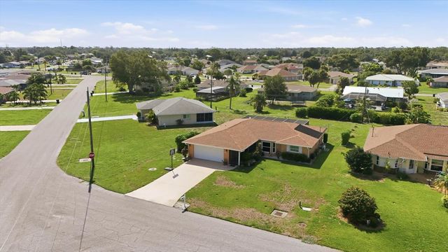 911 GASPARILLA BOULEVARD, Englewood, FL 34223