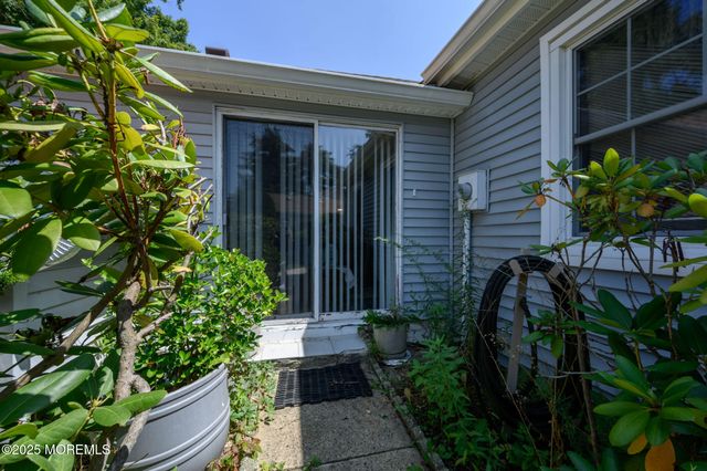 12 Zacatin Road, A, Freehold, NJ 07728