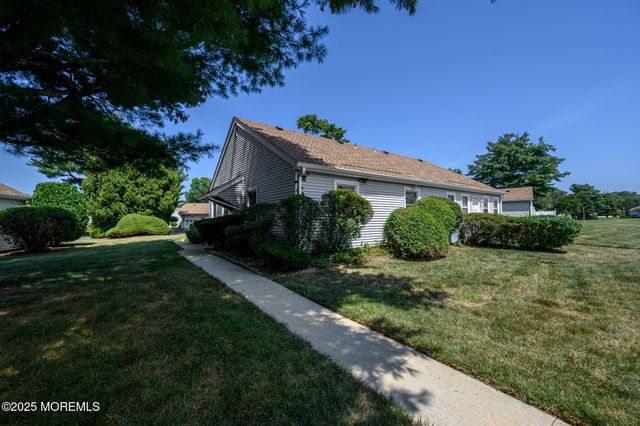 12 Zacatin Road, A, Freehold, NJ 07728