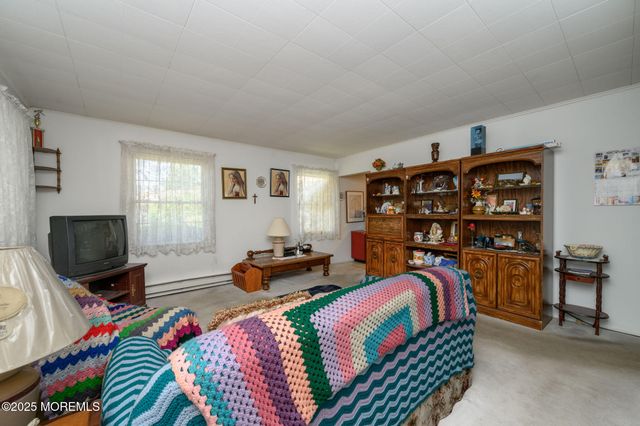 12 Zacatin Road, A, Freehold, NJ 07728