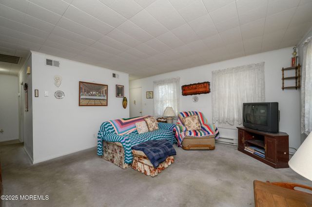 12 Zacatin Road, A, Freehold, NJ 07728