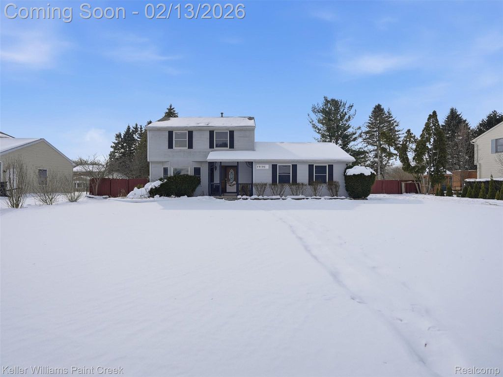 59195 Albert Lane, Lyon Charter Township, MI 48165