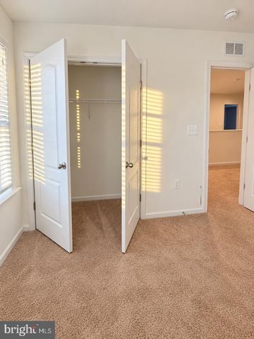 605 HUSKY TRL, Martinsburg, WV 25403
