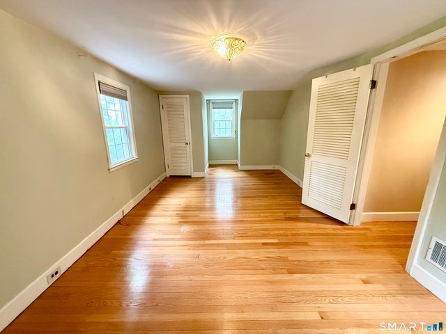 5 Knollwood Terrace East, Shelton, CT 06484