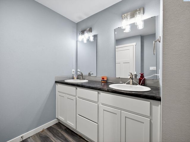 234 Avery St, Walla Walla, WA 99362