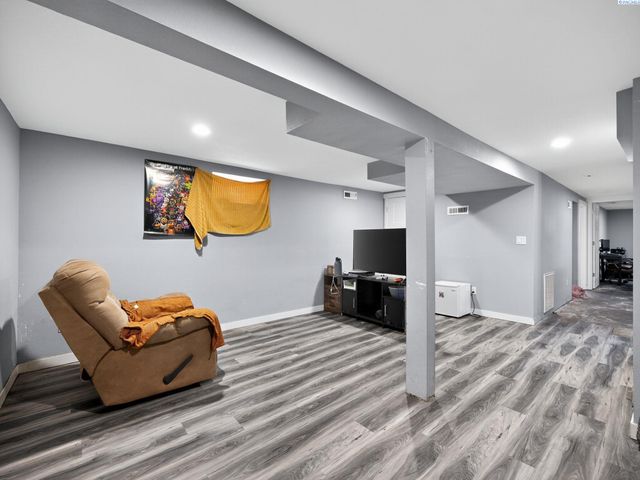 234 Avery St, Walla Walla, WA 99362