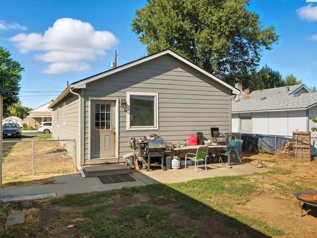 234 Avery St, Walla Walla, WA 99362