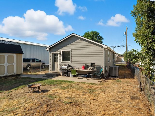 234 Avery St, Walla Walla, WA 99362