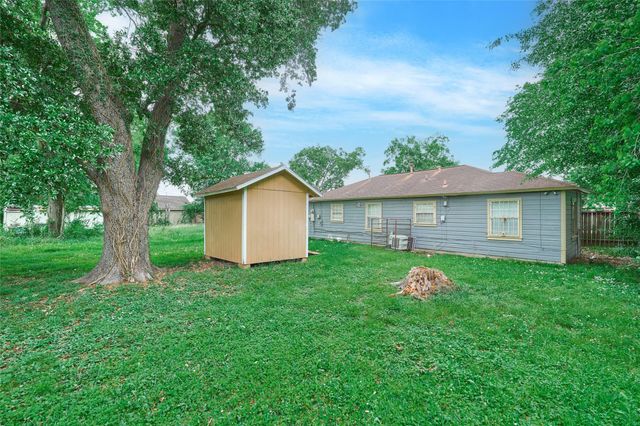 4914 Yellowstone Boulevard, Houston, TX 77021