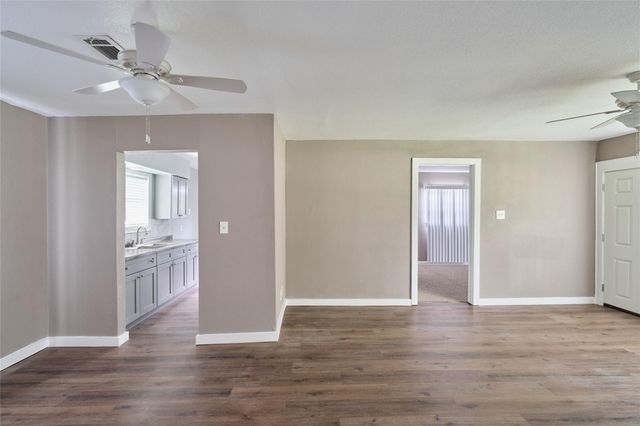 4914 Yellowstone Boulevard, Houston, TX 77021