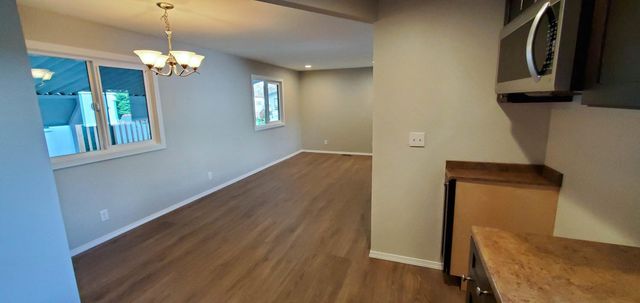202 Chestnut Lane, Grants Pass, OR 97526