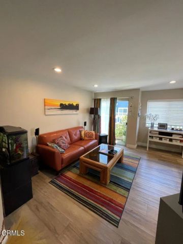 1044 Gilbert Lane, Ventura, CA 93003