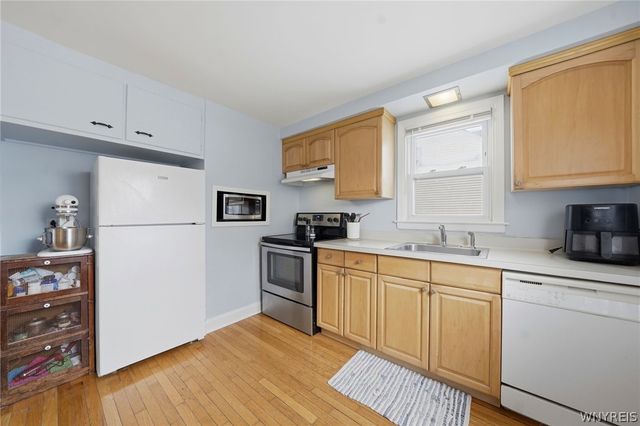 136 Kettering Drive, Tonawanda, NY 14223