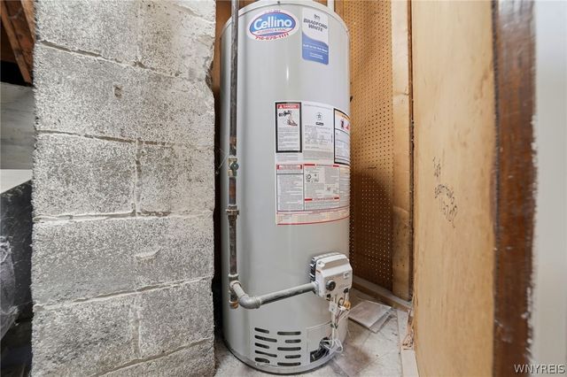 136 Kettering Drive, Tonawanda, NY 14223