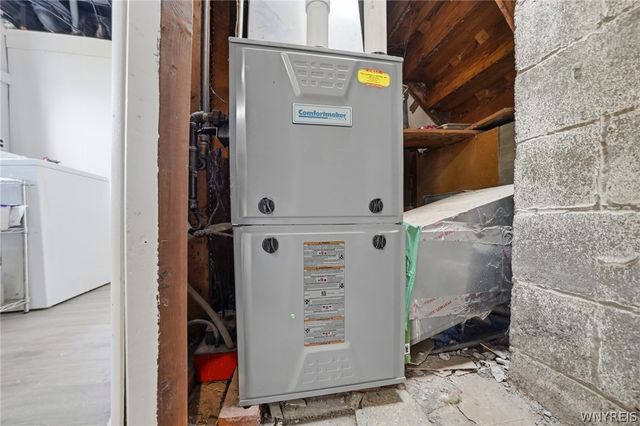 136 Kettering Drive, Tonawanda, NY 14223