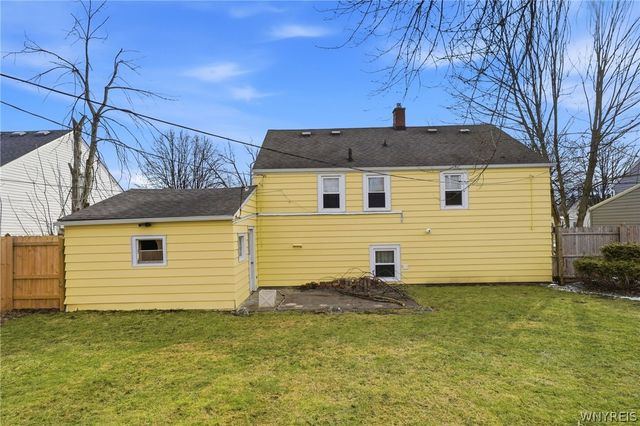 136 Kettering Drive, Tonawanda, NY 14223