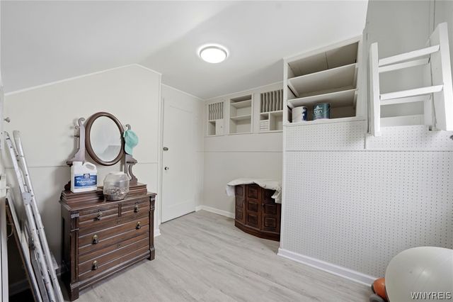 136 Kettering Drive, Tonawanda, NY 14223