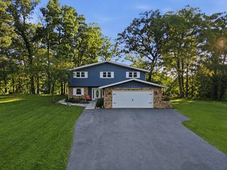 2080 Hidden Valley Drive, Crown Point, IN 46307