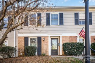 4611 Hedgemore Drive I, Charlotte, NC 28209