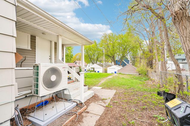 1074 Euclid Street, Saint Paul, MN 55106