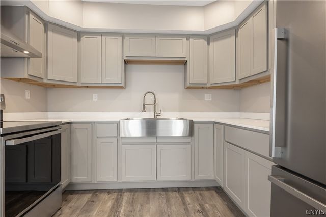 110 Edgemere Road, Salina, NY 13208