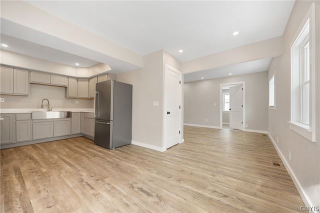 110 Edgemere Road, Salina, NY 13208