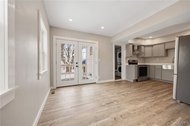 110 Edgemere Road, Salina, NY 13208