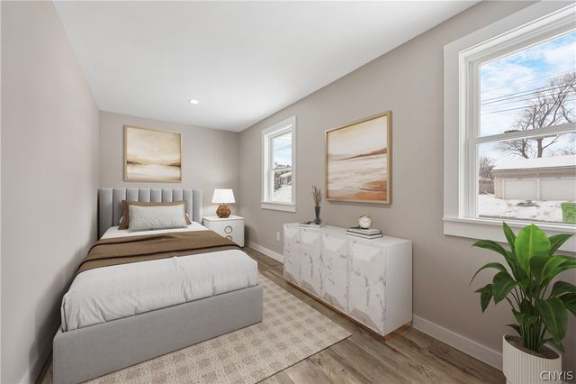 110 Edgemere Road, Salina, NY 13208