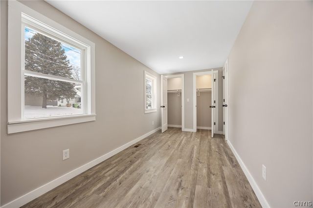 110 Edgemere Road, Salina, NY 13208