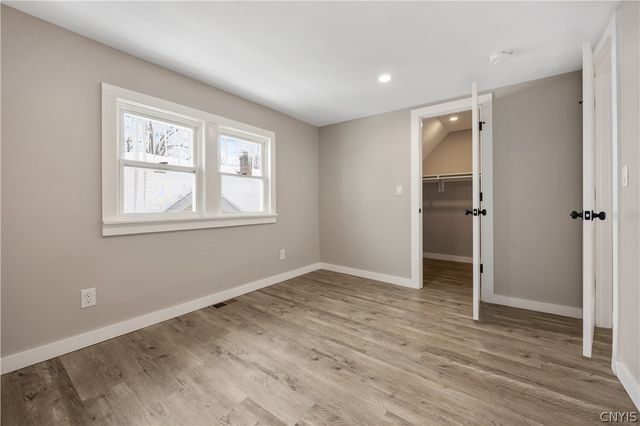 110 Edgemere Road, Salina, NY 13208