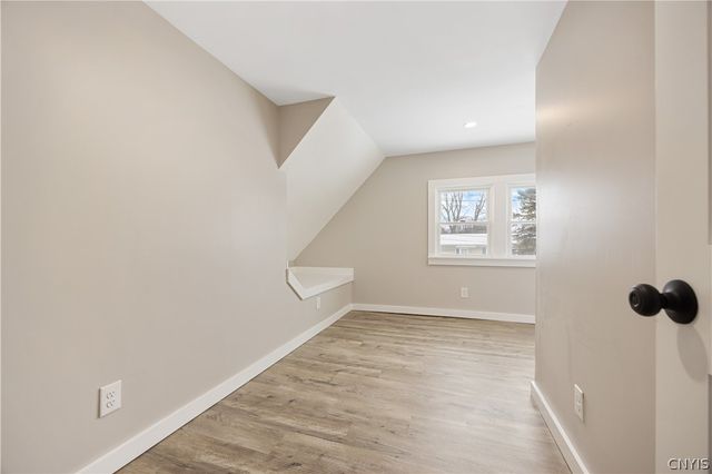 110 Edgemere Road, Salina, NY 13208